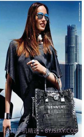 悦己SELF(悦己SELF女性时尚杂志)V3.3 手机去广告版截图1 悦己SELF(悦己SELF女性时尚杂志)V3.3 手机去广告版截图1